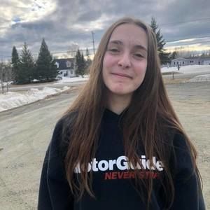 Meet your Posher, Lorie